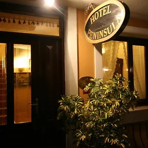 Hotel Peninsula ***