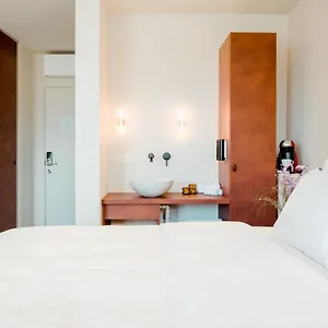 https://the-librarian.hotelsghent.com